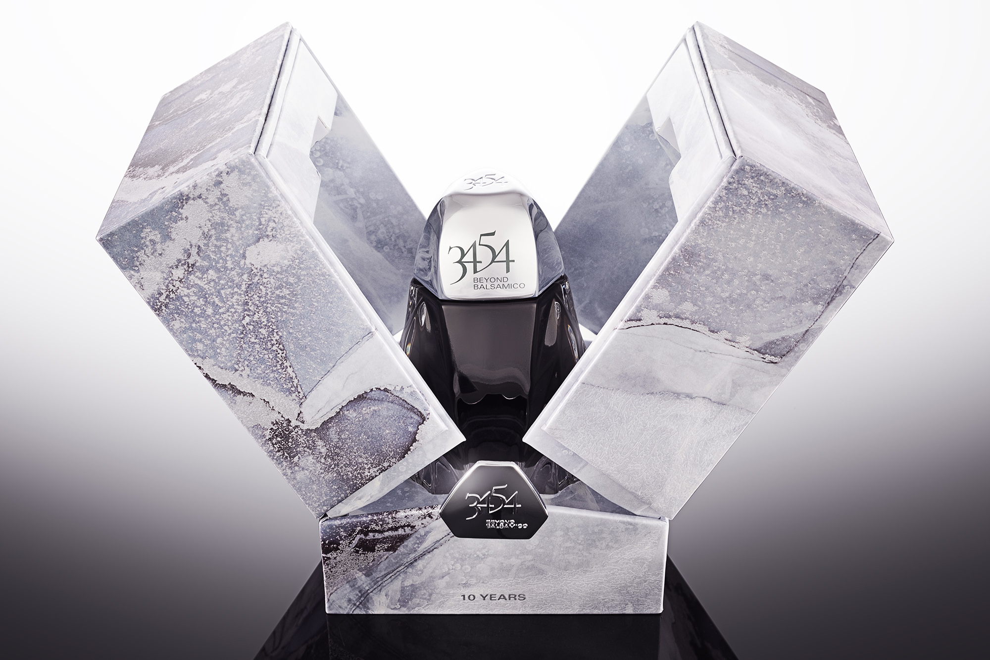 國際包裝設計分享|Maison Venkov 設計的高端陳醋包裝設計欣賞